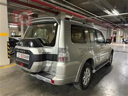 ميتسوبيشي باجيرو